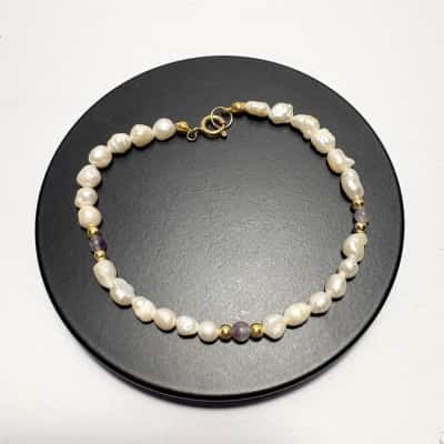  Freshwater Pearl Bracelet features alternating gold-filled beads and subtle purple amethyst accents-0.5mm