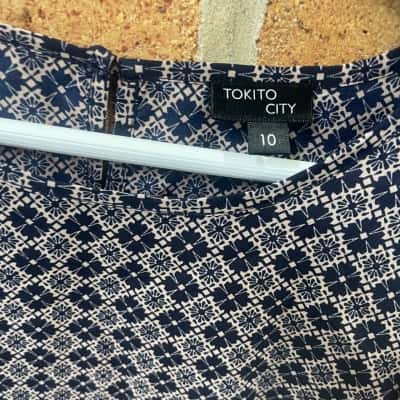 Tokito City Womens  Size 10 Shirt