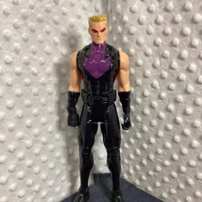 Marvel Avengers Assemble - Hawkeye 12inch Figurine