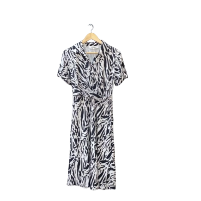 Diane Von Furstenberg Size 6 Casual Dress Animal print/Black/White 
