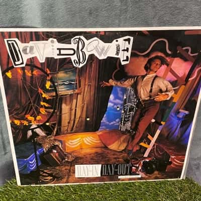 David Bowie - day in day out vinyl single 