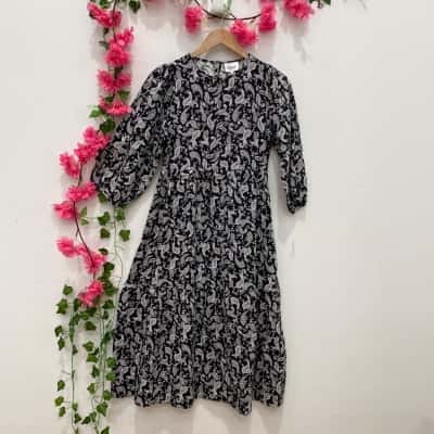 Seed Womens  Size 4 Casual Dress Black  / Paisley Pattern / White 
