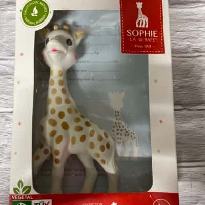 Sophie the giraffe baby toy new 