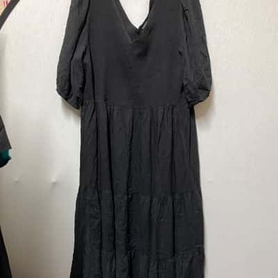 Autograph Womens  Size 18 Black  Dress