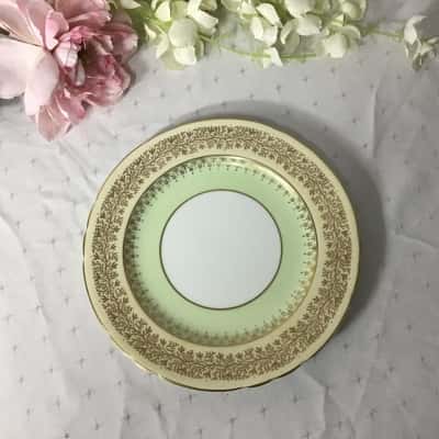 Vintage Aynsley Cream / Green / Gold Pattern Bone China Dinner Plate