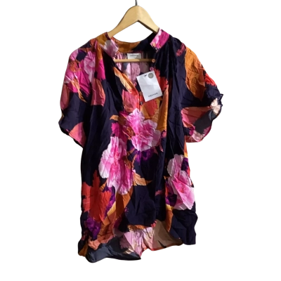 Susan Womens  Size 8 Floral Top