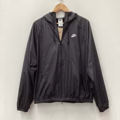 NEW - Nike Windrunner Storm-Fit Jacket - Size M