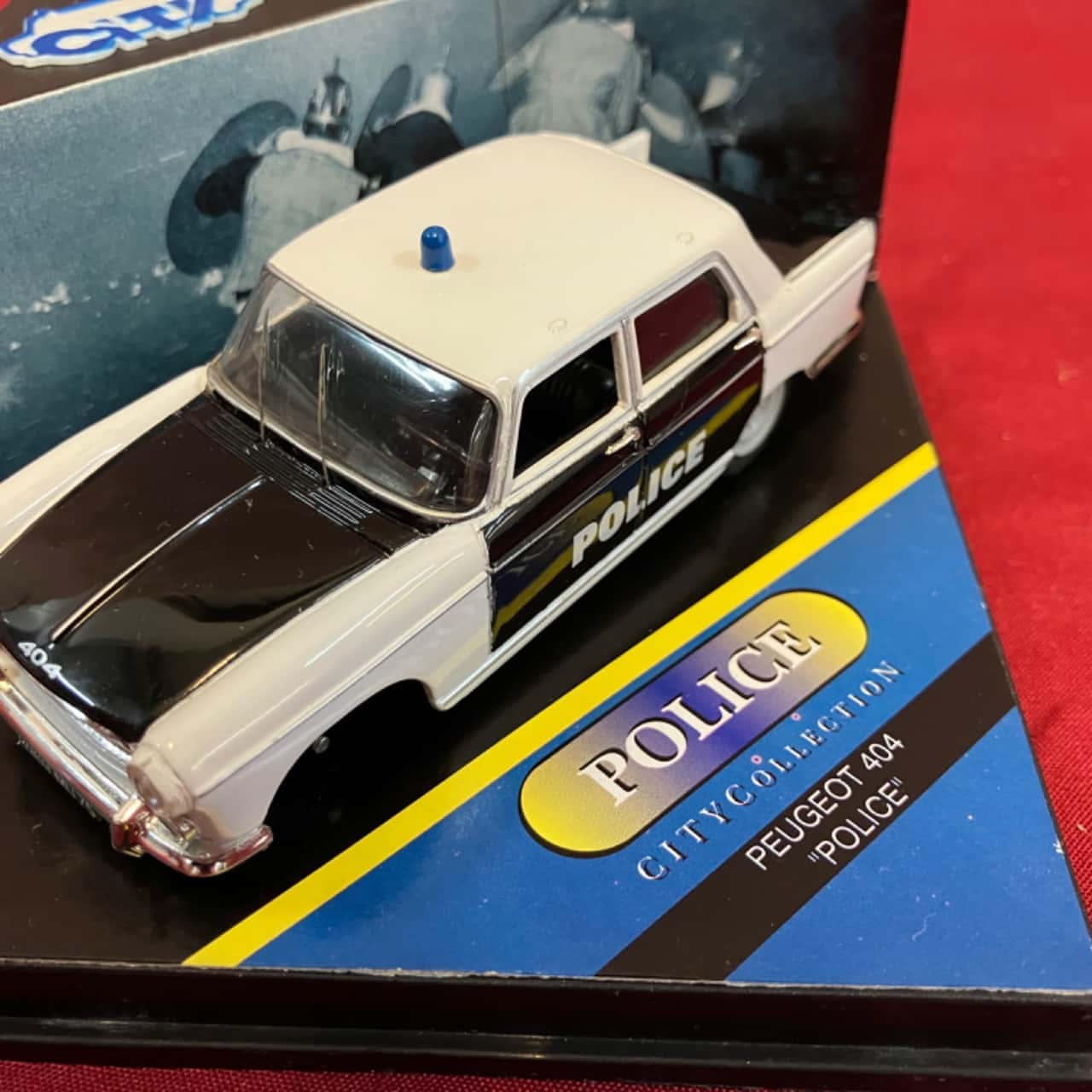 City Collection “Police” Peugeot 404(s)
