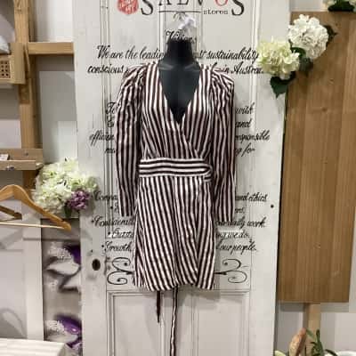 Country Road Brand! STRIPPED 100% LINEN WRAP MINI DRESS! Womens  Size 8 Long Sleeve Dress / Mini Dress / Wrap Dress Brown / Striped / White 