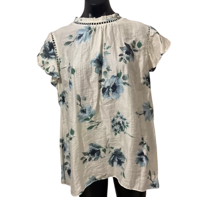 City Chic Womens  Size XS Blouse Floral / White 
