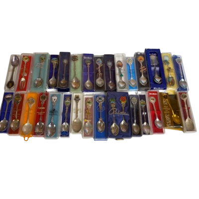 30 Collectable Spoons & 1 Fork