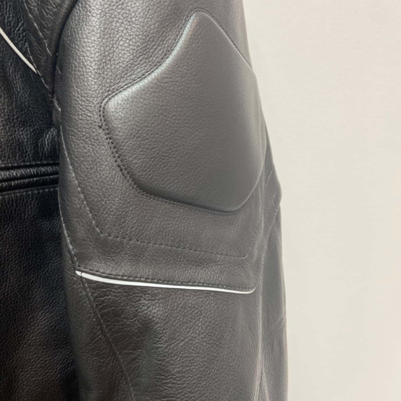 Mens Motorcycle Protective Padding Jacket Size L(s) - Used As New ...