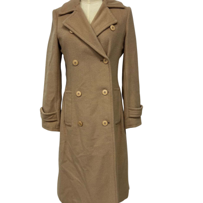 Title/A Woolen Coat 