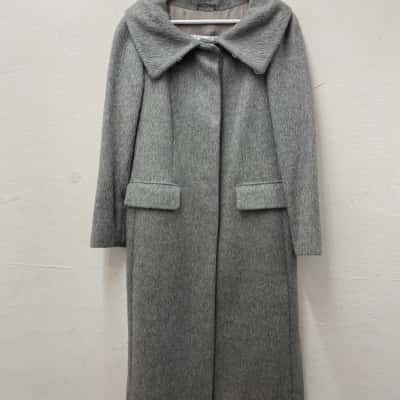 Max Mara Womens  Size 14 Winter Coat Grey 70% Alpaca 30% Virgin Wool