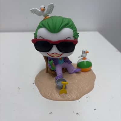 Funko bobble head joker 