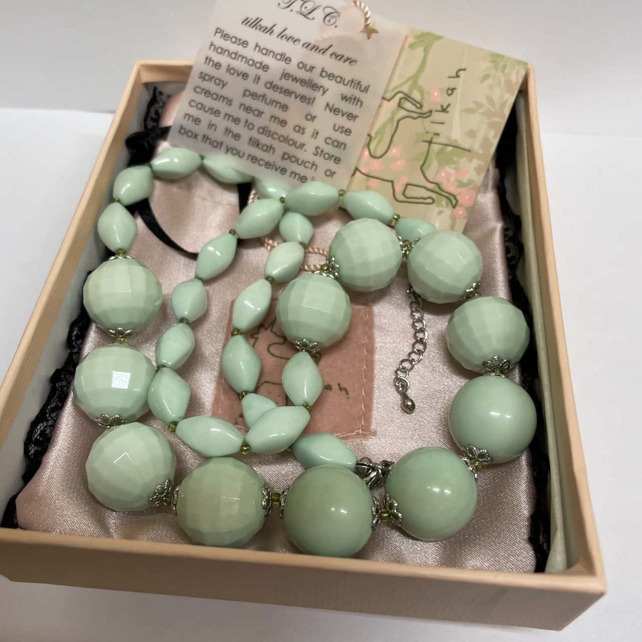 Tikah Women's Beads Necklaces (s)