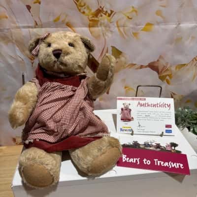 TREASURY CASINO TEDDY BEAR EMMA KORIMCO Brand with Authenticity Limited Edition Number Collectable