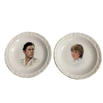 Royal Albert Bone China Prince Charles & Lady Diana Spencer Commemorative Plates 