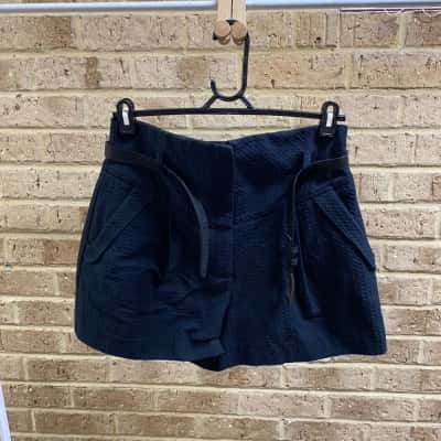 Cue Womens navy blue shorts with belt Size 12 