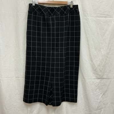 Taking Shape Womens Size 12 Black Skirt RRP: $119.95 