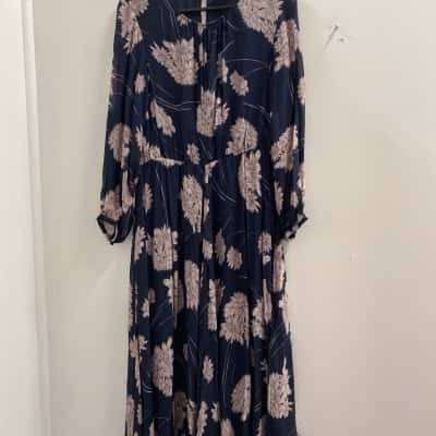 Witchery Womens  Size 14 Midi Dress Floral / Navy Blue 
