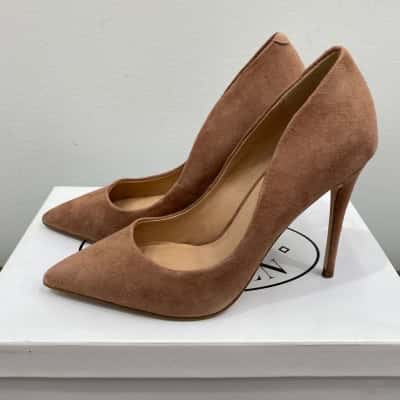 Steve Madden Womens Daisie Heels Size 37.5 / 7 Tan Suede
