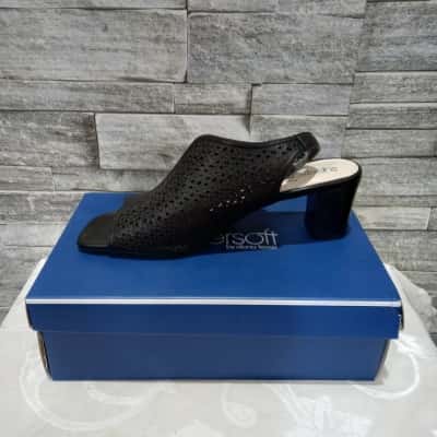 Diana Ferrari Womens  Size US 11 Heels Black  