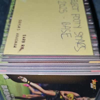 AFL Footy Cards Select Footy Stars Base 2025 (b30)