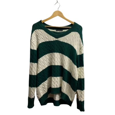 Brandy Melville Women’s Jumper Green & White