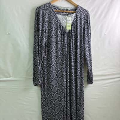 Yuu Womens  Size XL Midi Dress / Grey / Navy Blue / Pattern / Silver BNWT