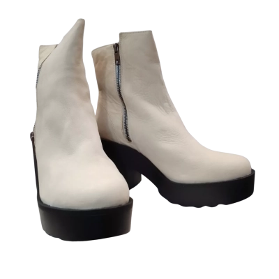 Tony Bianco Women's Size 9 Off White & Black Boots