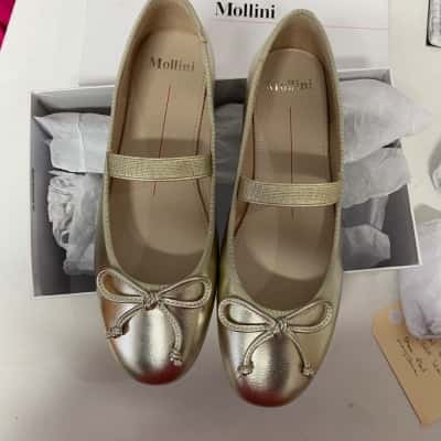 Mollini Womens  Size 39 Gold flat shoe