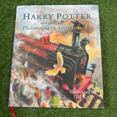 Harry Potter And The Philosopher's Stone Illustrated Edition By J.K. Rowling (Hardcover)
