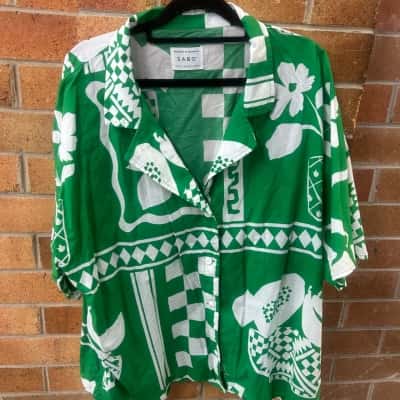  Womens Sabo  Size L Green / Pattern Tee