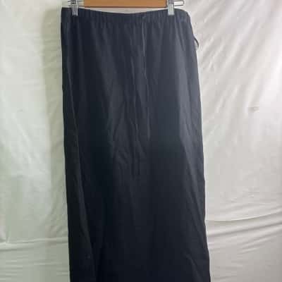  Womens  Size L Maxi Skirt Black  