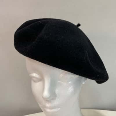 Laulhere Campan Womens Merino Wool Beret Black  