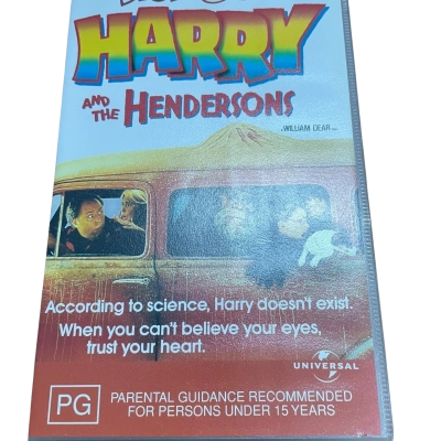 Harry and the Hendersons VHS
