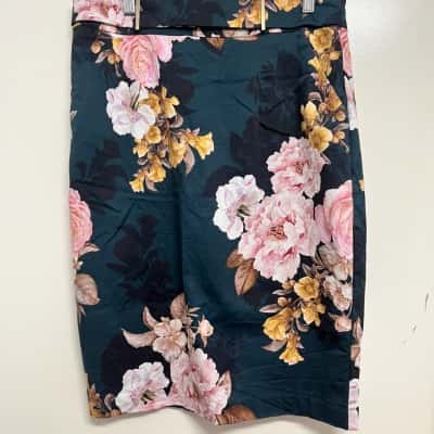 Portman's Women's Pencil Skirt Size 14 - Floral 