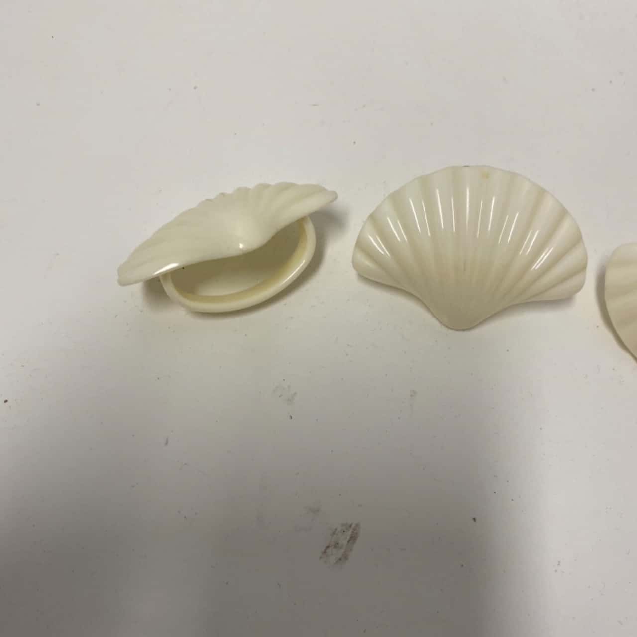 Shell Shaped Napkin Ring x4