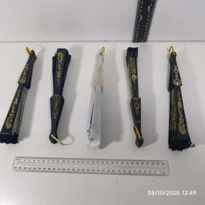 5x Hand Fans PreOwned 