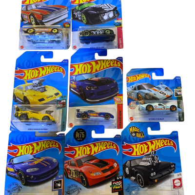 Hot Wheels American Muscle & Racers 8 Cars 