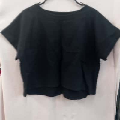 Rue Stiic Womens  Size M Short Sleeve Top Black  