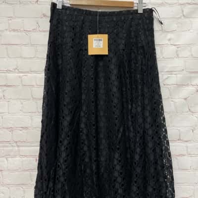 Noni B Womens  Size S Midi Skirt Black  / Pattern 