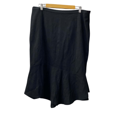 City Chic Womens  Size M Black Skirt 