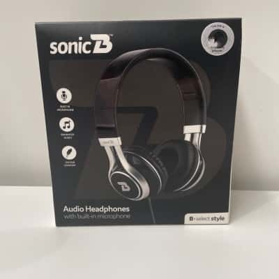 Sonic B headphones overear