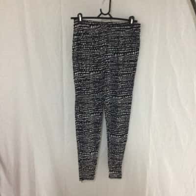 Witchery Womens  Size 8 Casual Pants Pattern 