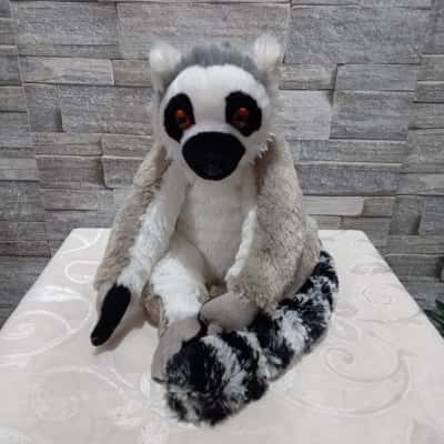 Wild Republic cuddlekins ring tailed lemur