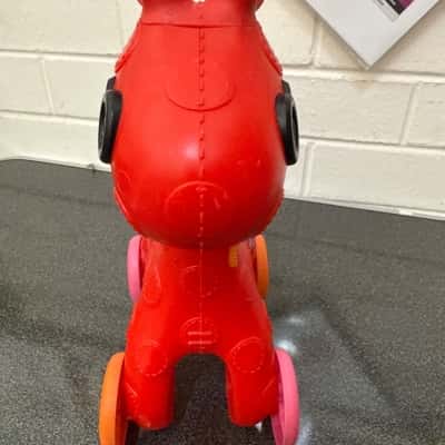 Lalaloopsy rolling horse toy.  (B19)