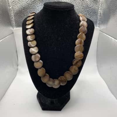  Womens Necklace Brown 