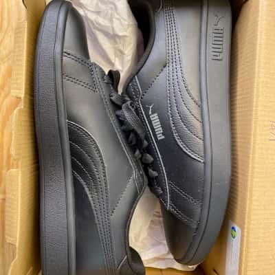 Puma Kids  Size 4 / 5 Black  Shoes 